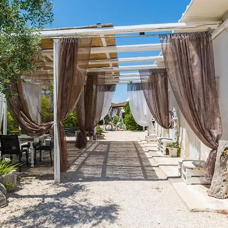 Casetta Oronzino Vakantiehuis